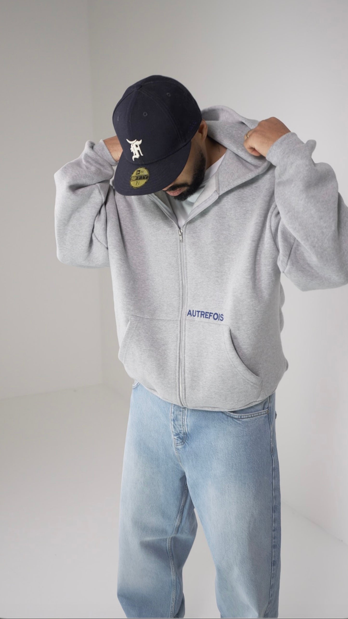 Relaxed Fit Zip Hoodie - Grey