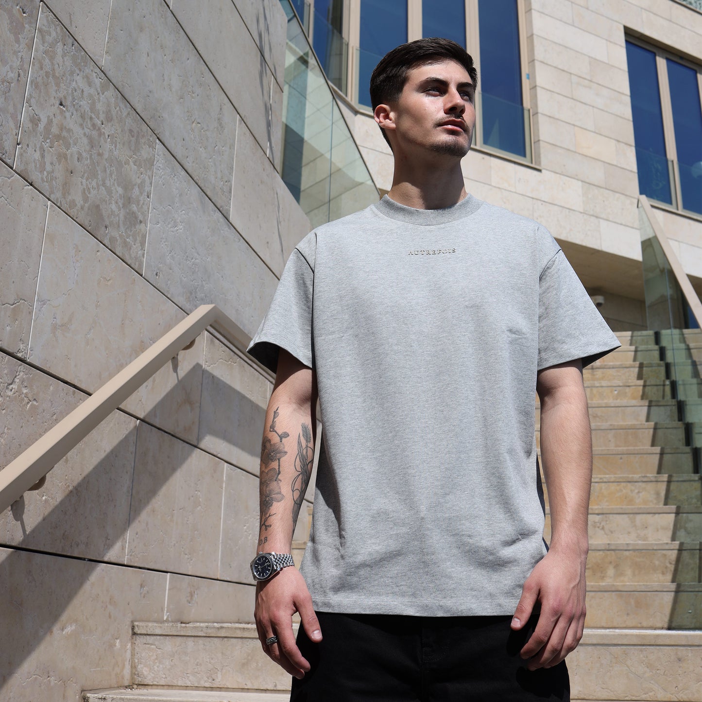 T-Shirt: Oversized in Grey